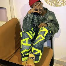 Caesar – Ogo way dey blow whistle